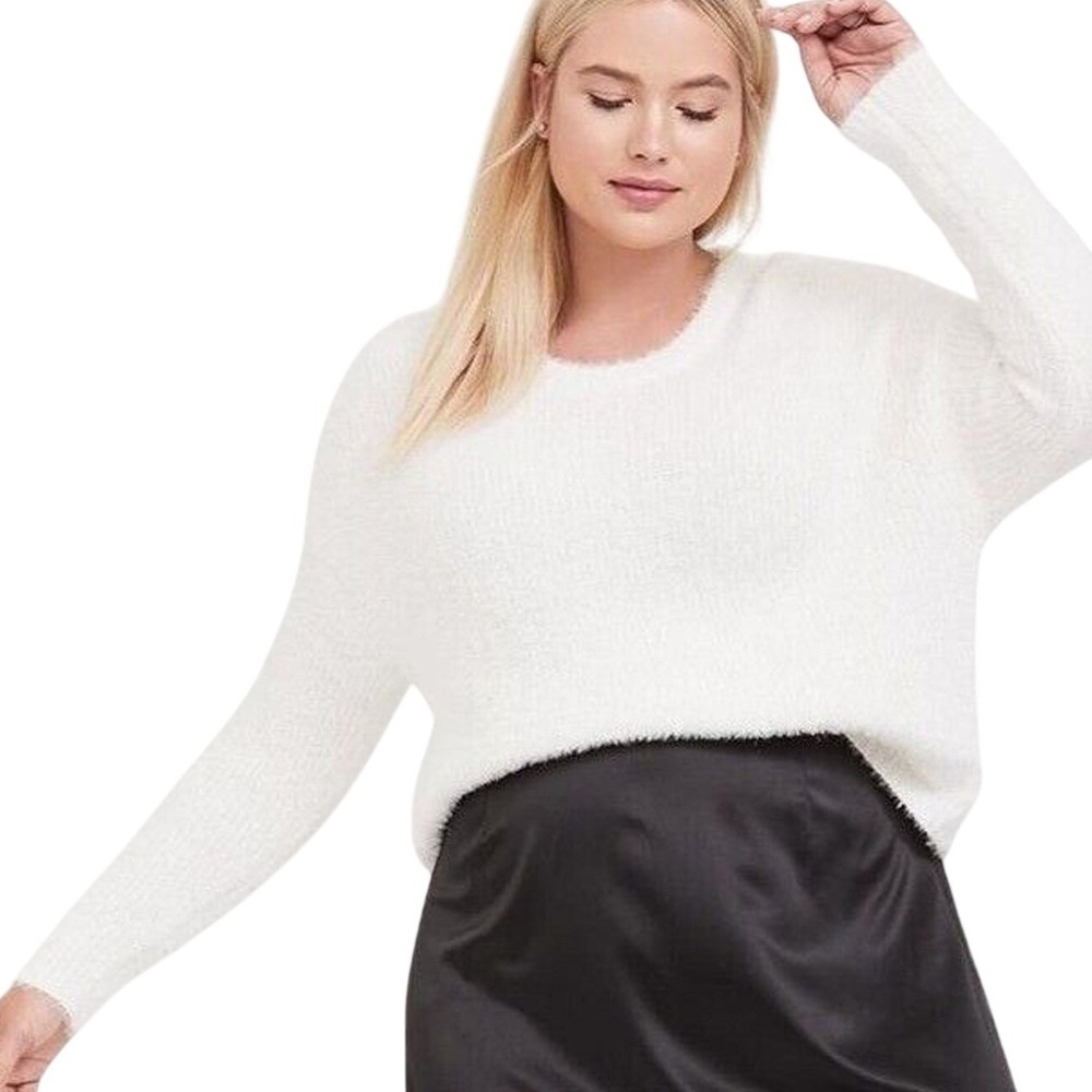 Torrid Fuzzy Eyelash Knit Crop Sweater‎ 1X Ivory Drop Shoulder Soft Cozy Comfort